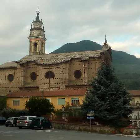 Pensión Route28 Garessio