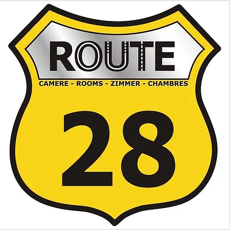 Pensión Route28 *